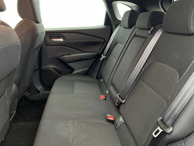 Nissan QASHQAI DiG-T MH Acenta Premium