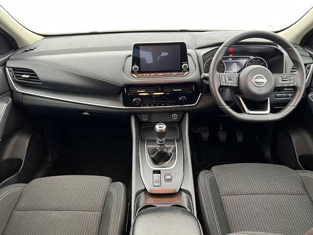 Nissan QASHQAI DiG-T MH Acenta Premium