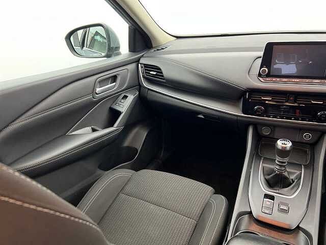 Nissan QASHQAI DiG-T MH Acenta Premium