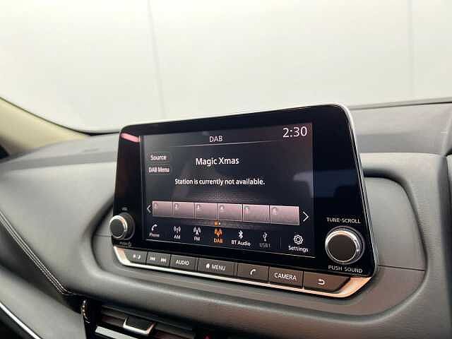 Nissan QASHQAI DiG-T MH Acenta Premium