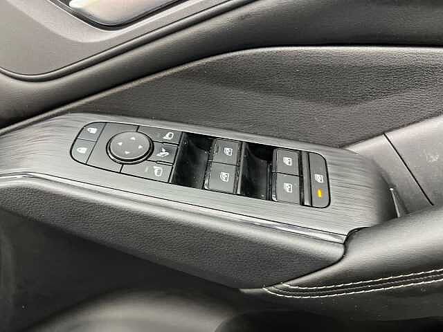 Nissan QASHQAI DiG-T MH Acenta Premium