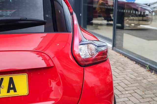 Nissan Juke 1.6 Bose Personal Edition SUV 5dr Petrol XTRON Euro 6 (112 ps)