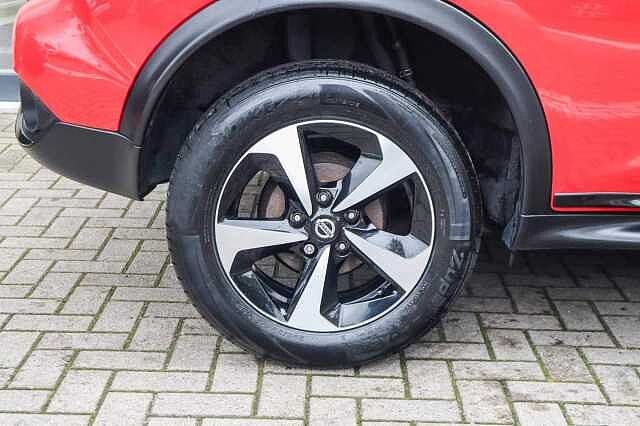 Nissan Juke 1.6 Bose Personal Edition SUV 5dr Petrol XTRON Euro 6 (112 ps)