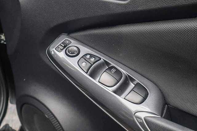 Nissan Juke 1.0 DIG-T Acenta SUV 5dr Petrol Manual Euro 6 (s/s) (114 ps)