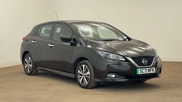 Nissan Leaf 40kWh Acenta Hatchback 5dr Electric Auto (150 ps)