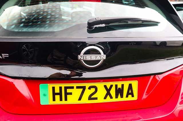 Nissan Leaf 39kWh Acenta Hatchback 5dr Electric Auto (150 ps)