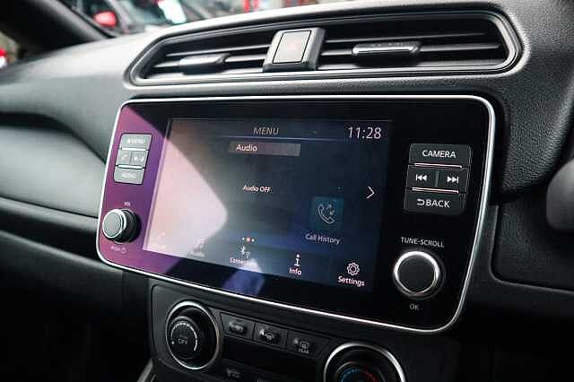 Nissan Leaf 39kWh Acenta Hatchback 5dr Electric Auto (150 ps)