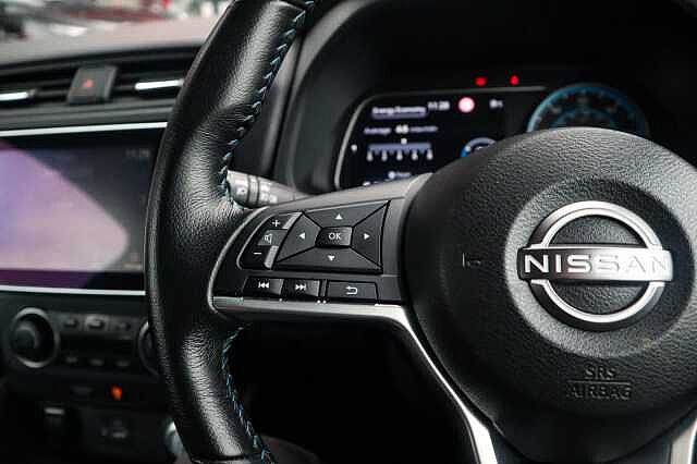 Nissan Leaf 39kWh Acenta Hatchback 5dr Electric Auto (150 ps)