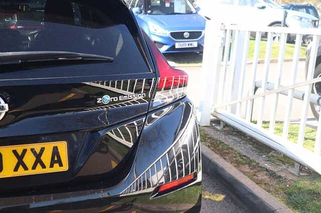 Nissan Leaf 62kWh e+ Tekna Hatchback 5dr Electric Auto (217 ps)