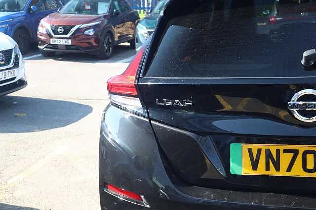 Nissan Leaf 62kWh e+ Tekna Hatchback 5dr Electric Auto (217 ps)