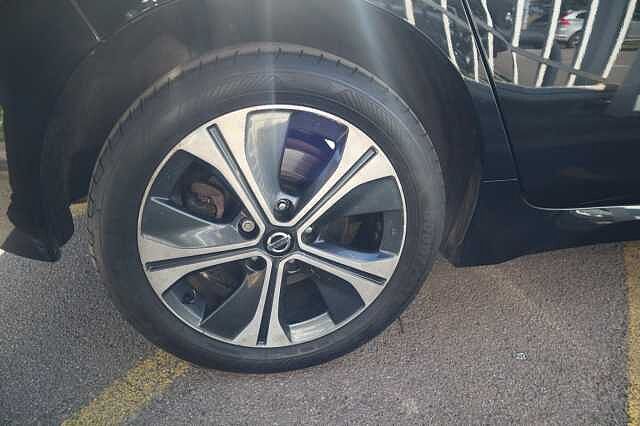 Nissan Leaf 62kWh e+ Tekna Hatchback 5dr Electric Auto (217 ps)
