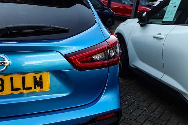 Nissan Qashqai 1.5 dCi N-Connecta SUV 5dr Diesel Manual Euro 6 (s/s) (110 ps)