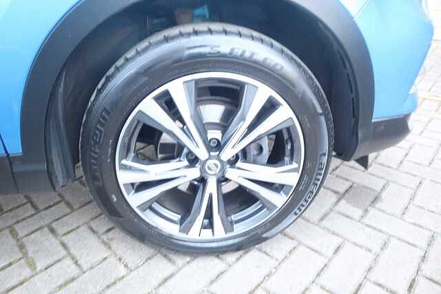 Nissan Qashqai 1.5 dCi N-Connecta SUV 5dr Diesel Manual Euro 6 (s/s) (110 ps)