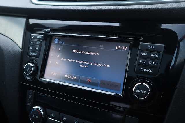 Nissan Qashqai 1.5 dCi N-Connecta SUV 5dr Diesel Manual Euro 6 (s/s) (110 ps)