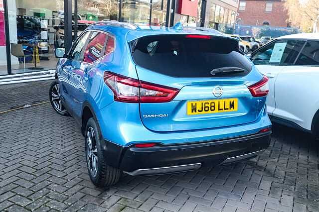 Nissan Qashqai 1.5 dCi N-Connecta SUV 5dr Diesel Manual Euro 6 (s/s) (110 ps)