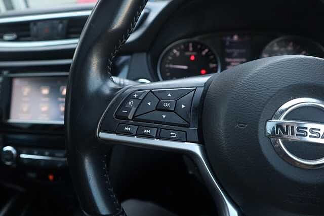 Nissan Qashqai 1.5 dCi N-Connecta SUV 5dr Diesel Manual Euro 6 (s/s) (110 ps)