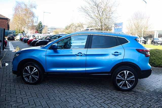 Nissan Qashqai 1.5 dCi N-Connecta SUV 5dr Diesel Manual Euro 6 (s/s) (110 ps)