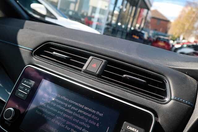 Nissan Leaf 39kWh Shiro Hatchback 5dr Electric Auto (150 ps)