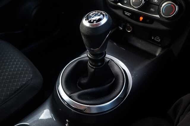 Nissan Juke 1.0 DIG-T Acenta SUV 5dr Petrol Manual Euro 6 (s/s) (114 ps)
