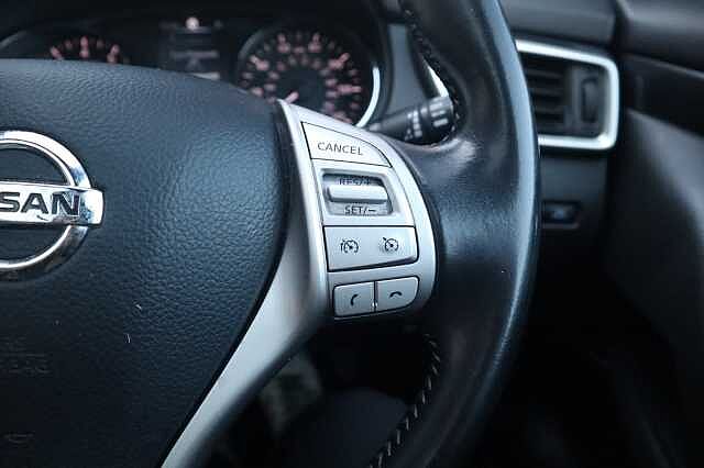 Nissan Qashqai 1.2 DIG-T N-Vision SUV 5dr Petrol Manual 2WD Euro 6 (s/s) (115 ps)