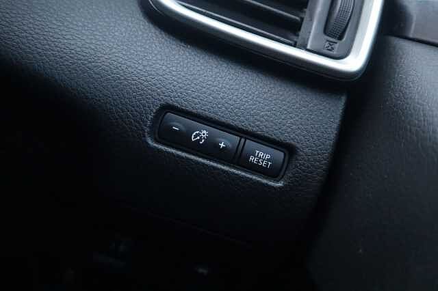 Nissan Qashqai 1.2 DIG-T N-Vision SUV 5dr Petrol Manual 2WD Euro 6 (s/s) (115 ps)