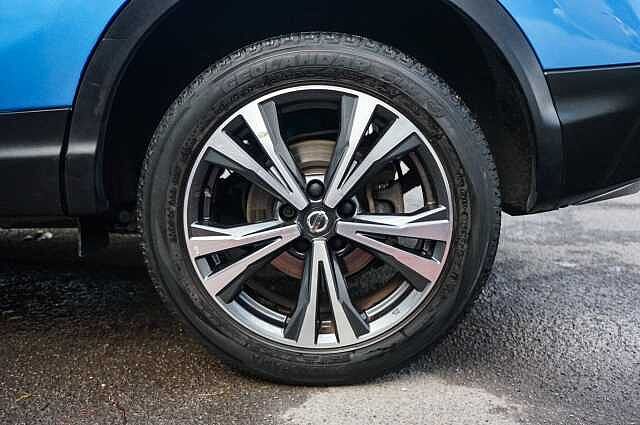 Nissan Qashqai 1.2 DIG-T N-Connecta SUV 5dr Petrol Manual Euro 6 (s/s) (115 ps)