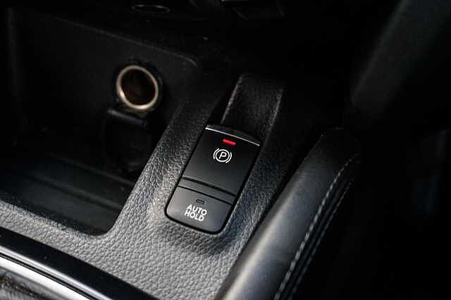 Nissan Qashqai 1.2 DIG-T N-Connecta SUV 5dr Petrol Manual Euro 6 (s/s) (115 ps)