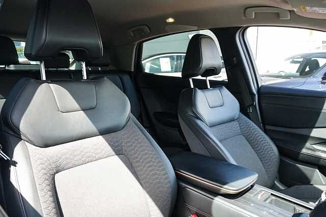 Nissan ARIYA 63kWh Advance SUV 5dr Electric Auto 7.4kW Charger (217 ps)