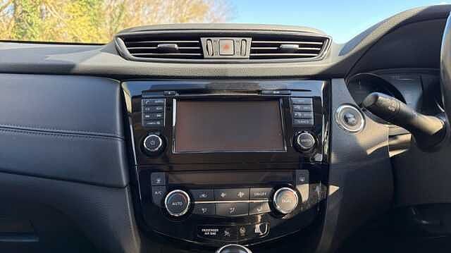 Nissan X-Trail X-TRAIL 2.0 dCi Tekna 5dr 4WD Xtronic