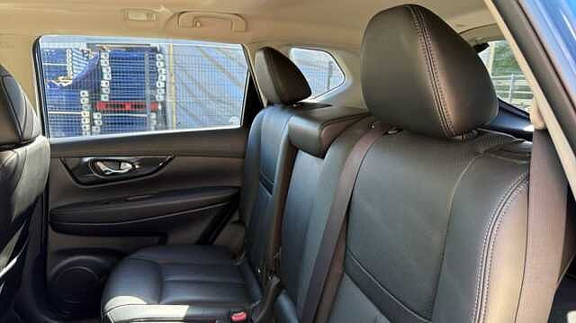 Nissan X-Trail X-TRAIL 2.0 dCi Tekna 5dr 4WD Xtronic