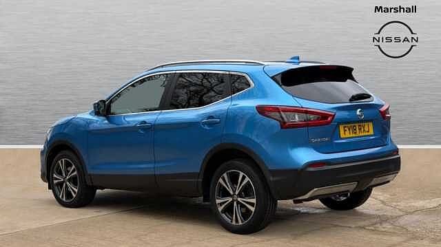 Nissan Qashqai QASHQAI 1.6 dCi N-Connecta [Glass Roof Pack] 5dr Xtronic