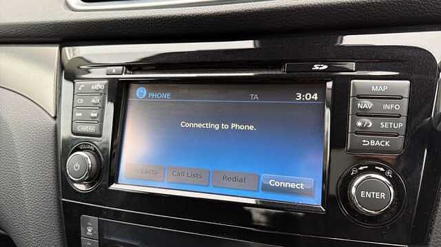 Nissan Qashqai QASHQAI 1.6 dCi N-Connecta [Glass Roof Pack] 5dr Xtronic