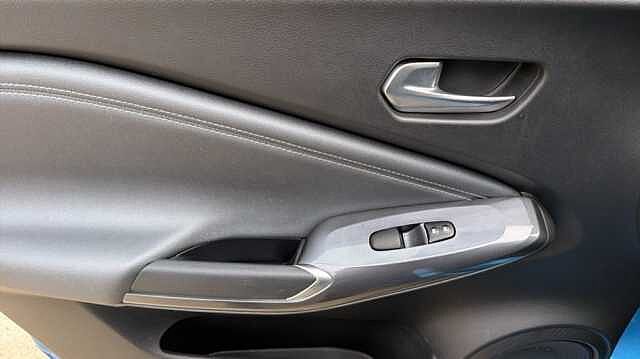 Nissan Juke JUKE 1.0 DiG-T 114 N-Connecta 5dr