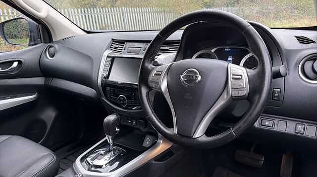 Nissan Navara NAVARA Double Cab Pick Up N-Guard 2.3dCi 190 TT 4WD Auto