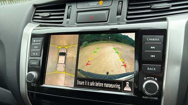 Nissan Navara NAVARA Double Cab Pick Up N-Guard 2.3dCi 190 TT 4WD Auto