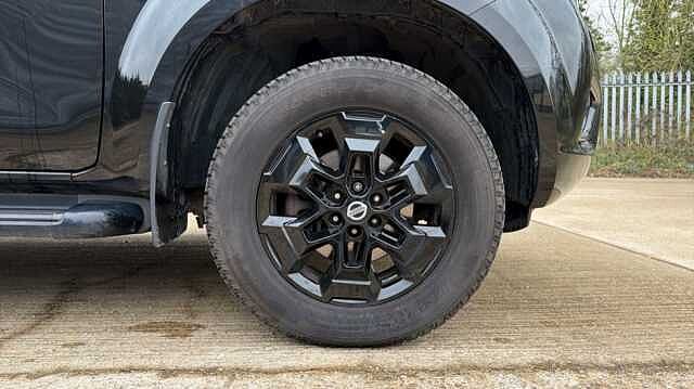 Nissan Navara NAVARA Double Cab Pick Up N-Guard 2.3dCi 190 TT 4WD Auto