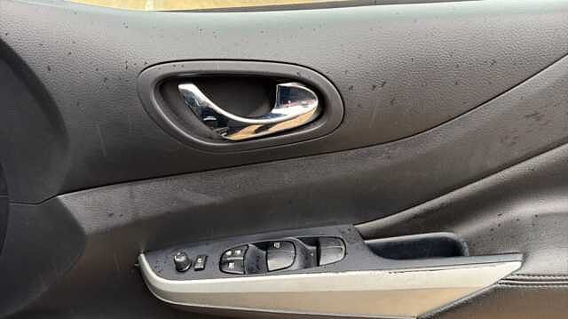 Nissan Navara NAVARA Double Cab Pick Up N-Guard 2.3dCi 190 TT 4WD Auto