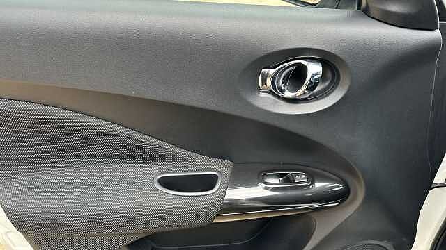 Nissan Juke 1.2 DiG-T N-Connecta 5dr