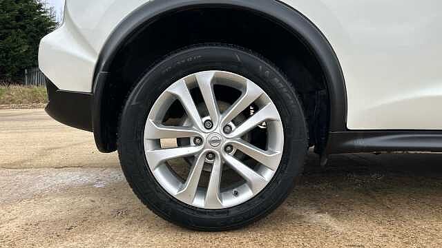 Nissan Juke 1.2 DiG-T N-Connecta 5dr
