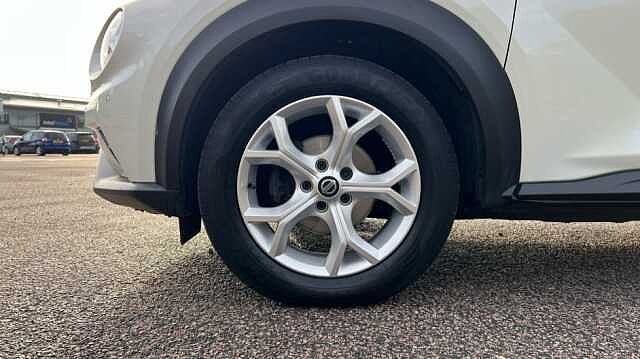 Nissan Juke 1.0 DiG-T 114 N-Connecta 5dr