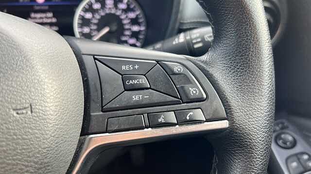 Nissan Juke 1.0 DiG-T 114 N-Connecta 5dr