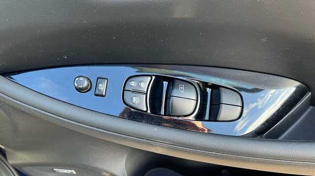 Nissan LEAF 110kW Tekna 39kWh 5dr Auto