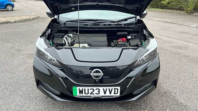 Nissan LEAF Nissan  Hatchback 110kW N-Connecta 39kWh 5dr Auto
