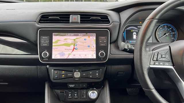 Nissan LEAF Nissan  Hatchback 110kW N-Connecta 39kWh 5dr Auto