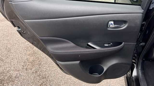 Nissan LEAF Nissan  Hatchback 110kW N-Connecta 39kWh 5dr Auto