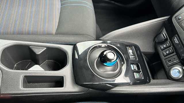 Nissan LEAF Nissan  Hatchback 110kW N-Connecta 39kWh 5dr Auto