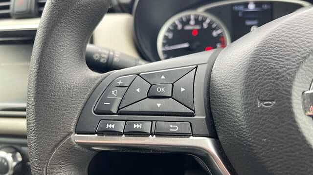 Nissan Micra 1.0 Acenta 5dr