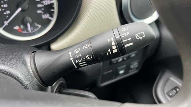 Nissan Micra 1.0 Acenta 5dr