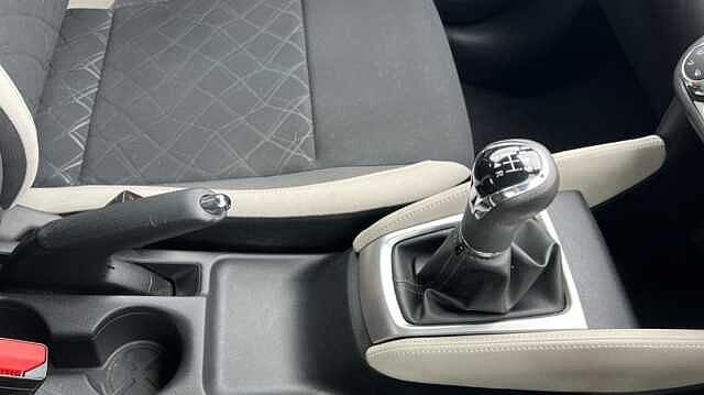 Nissan Micra 1.0 Acenta 5dr