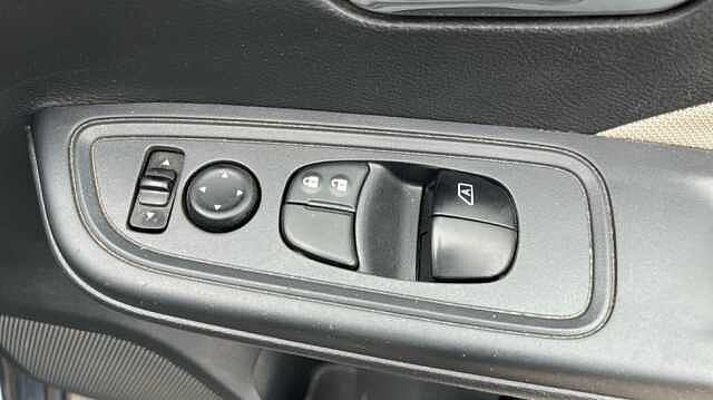 Nissan Micra 1.0 Acenta 5dr